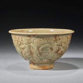 Yaozhou Ware Carved Flower Pattern Porcelain Cup