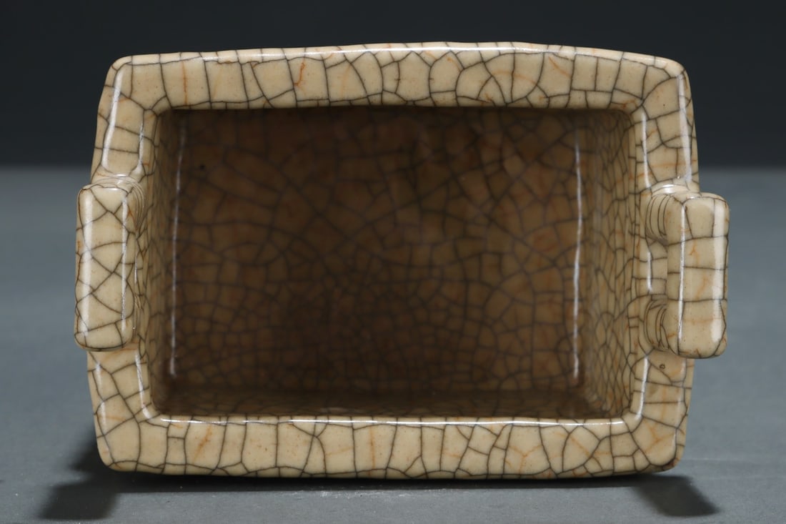 Ge Ware Double Ears Porcelain Ding - 3