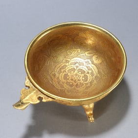 Gilt Bronze Carved Flower Pattern Cup