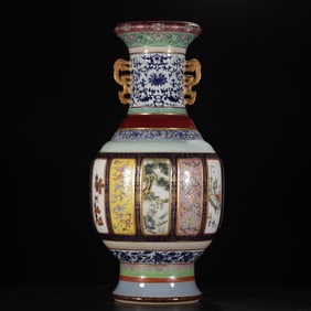 Famille Rose Gold Drawing Flower and Character Story Pattern Porcelain Vase