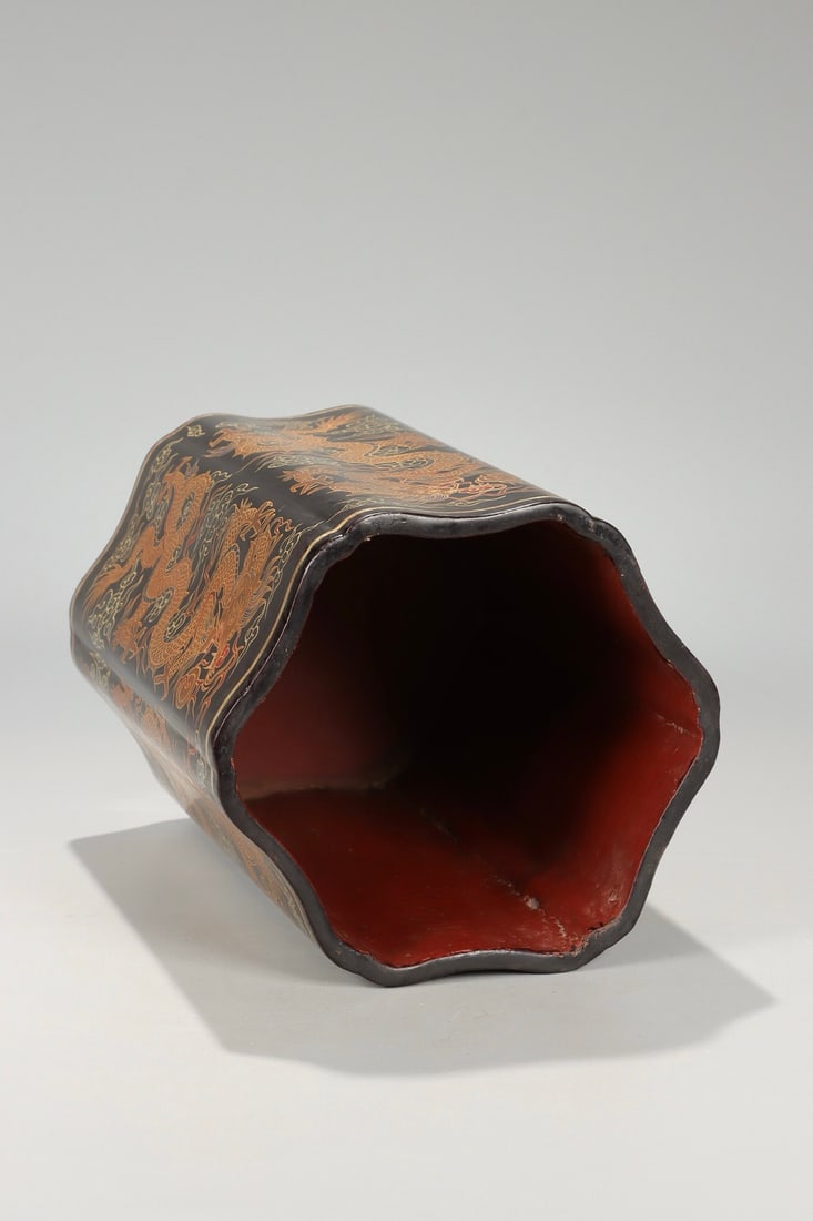 Lacquerware Gold Drawing Dragon Pattern Brush Pot - 7