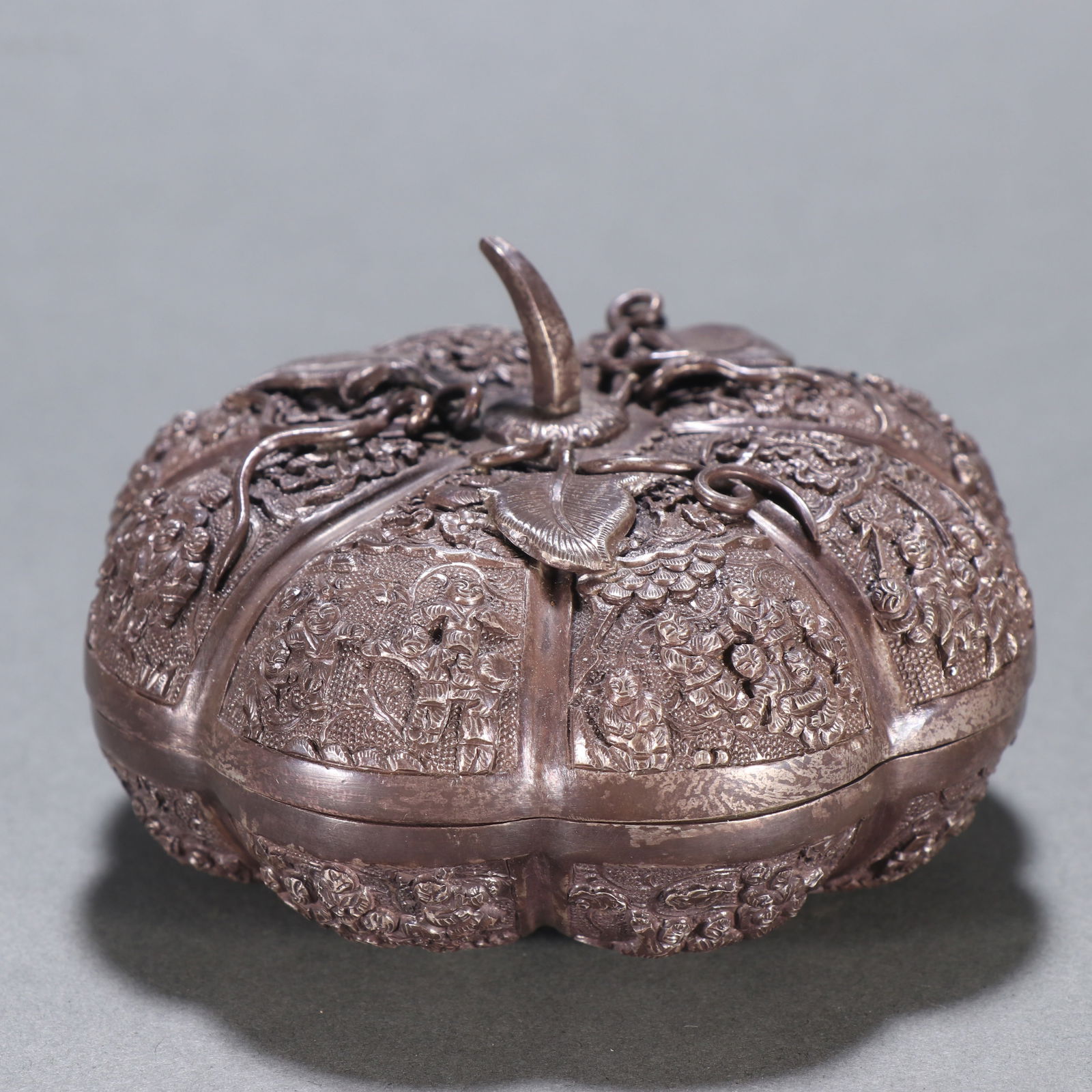 Silver Carved Playing Children Pattern Lid Box - 8