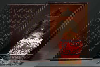 Orange Draw Flower and Lion Pattern Porcelain Lid Pot