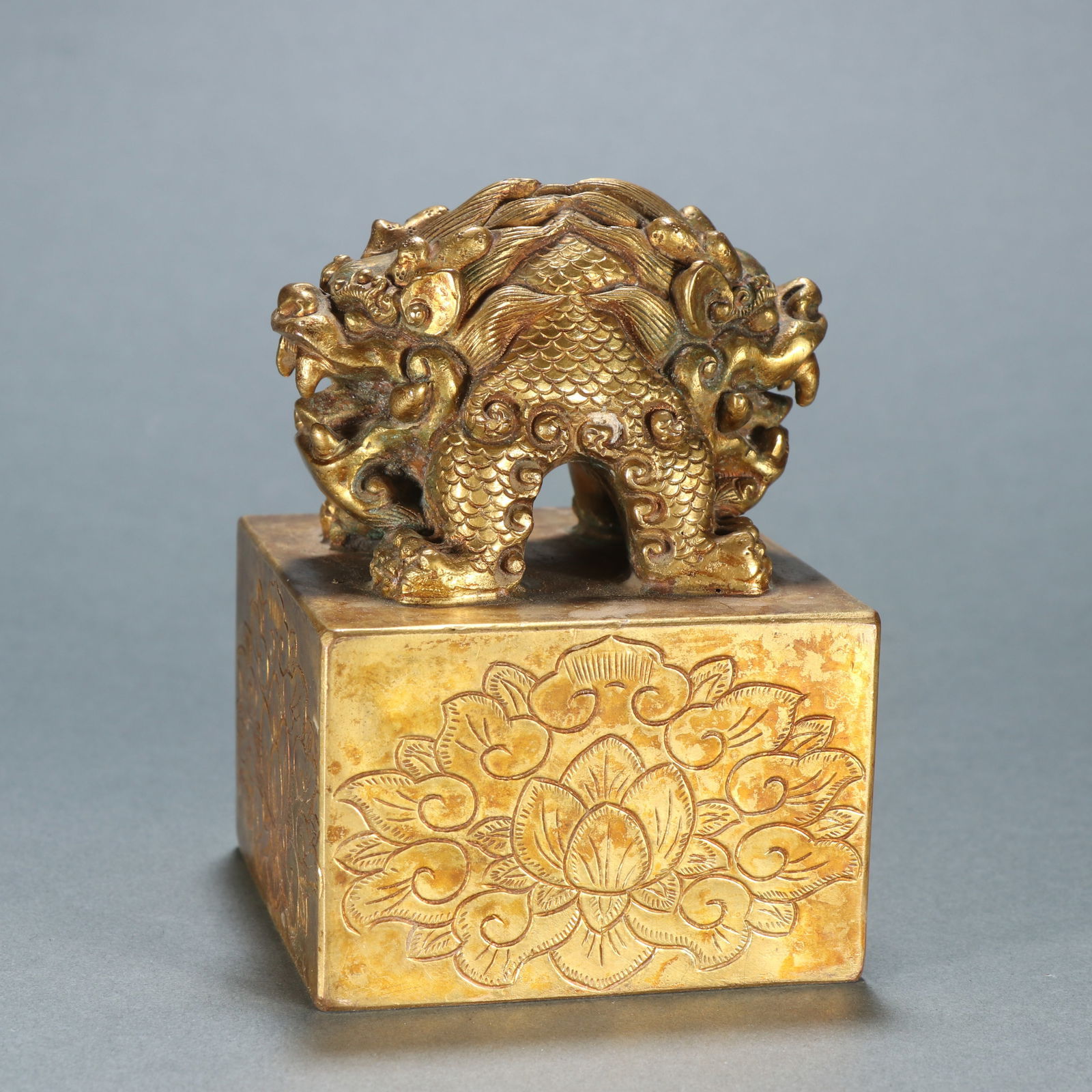 Gilt Bronze Carved Dragon Shape Stone Seal (1 of 9)