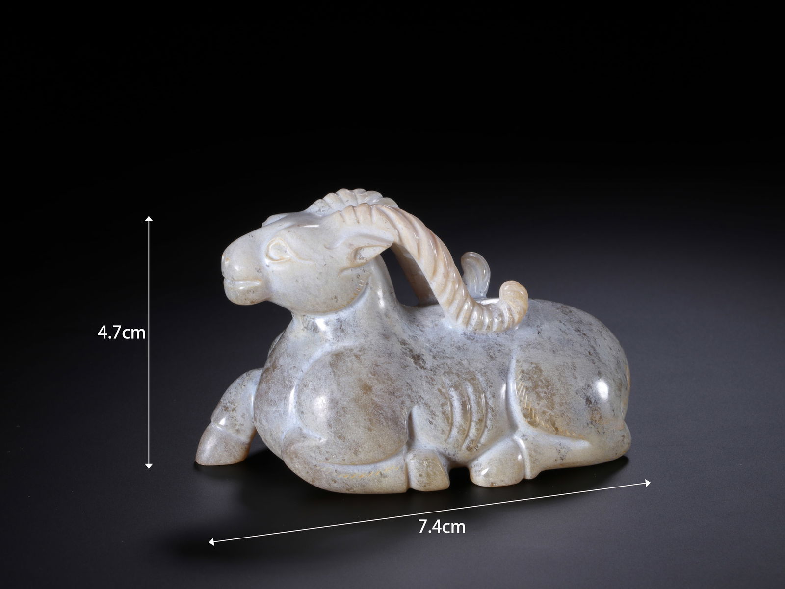 Jade Carved Ram Shape Figure: Jade Carved Ram Shape Figure (7.4 x 4.7cm)