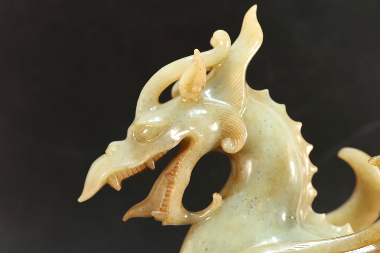 Jade Carved Dragon Shape Figure - 7