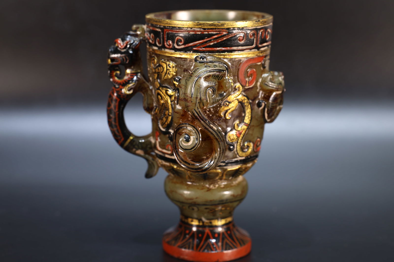 Jade Colour Painted Carved Chi Dragon Pattern Cup: Jade Colour Painted Carved Chi Dragon Pattern Cup (8 x 12cm)