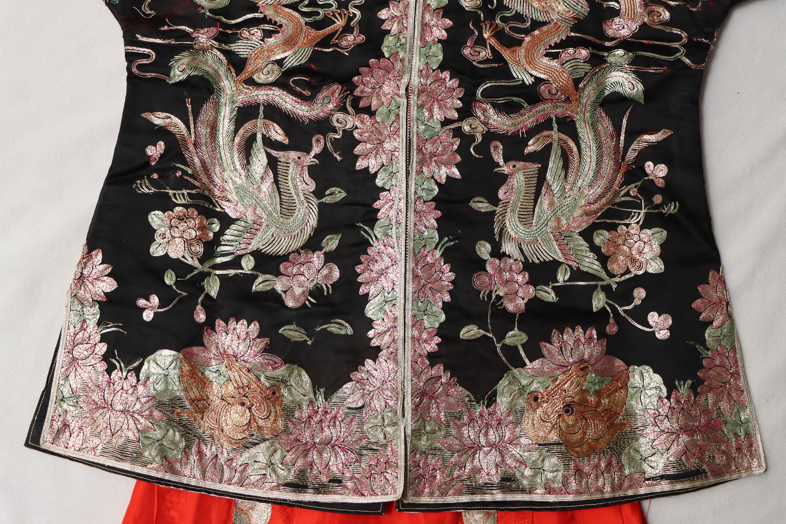 Silk Embroidery Flower and Phoenix Pattern Clothes - 3