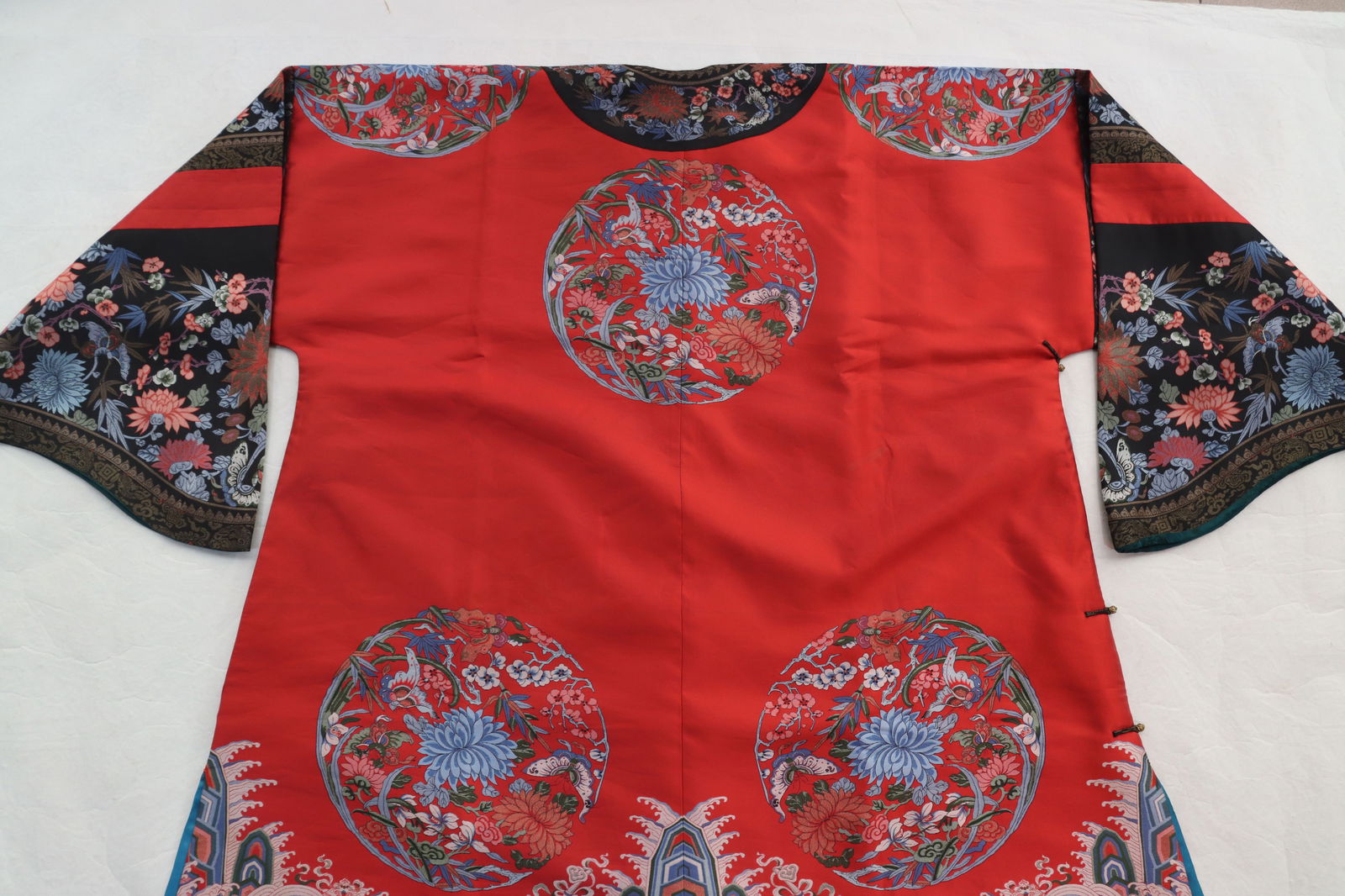 Silk Embroidery Flower Pattern Clothes - 11