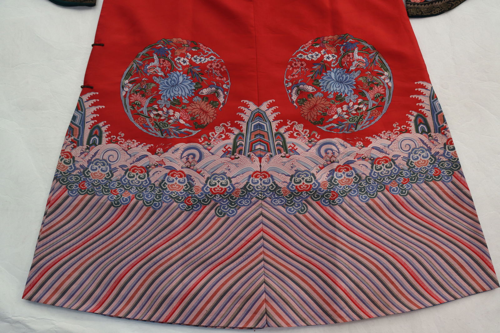 Silk Embroidery Flower Pattern Clothes - 6