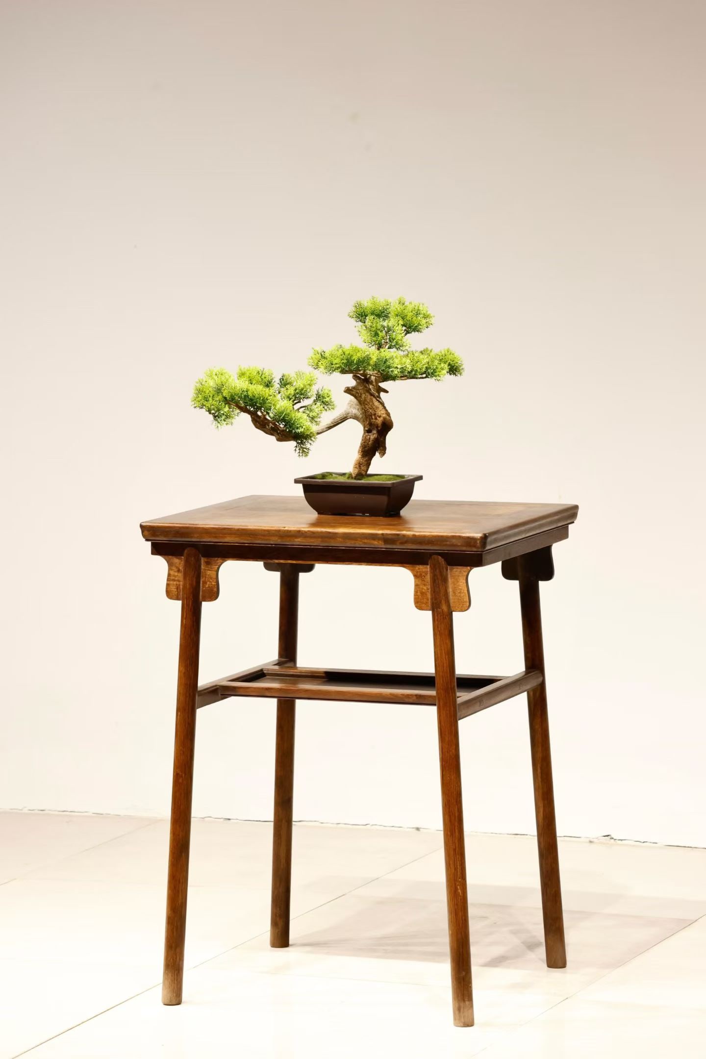 Huanghuali Wood Table: Huanghuali Wood Table (70 x 54 x 42cm)
