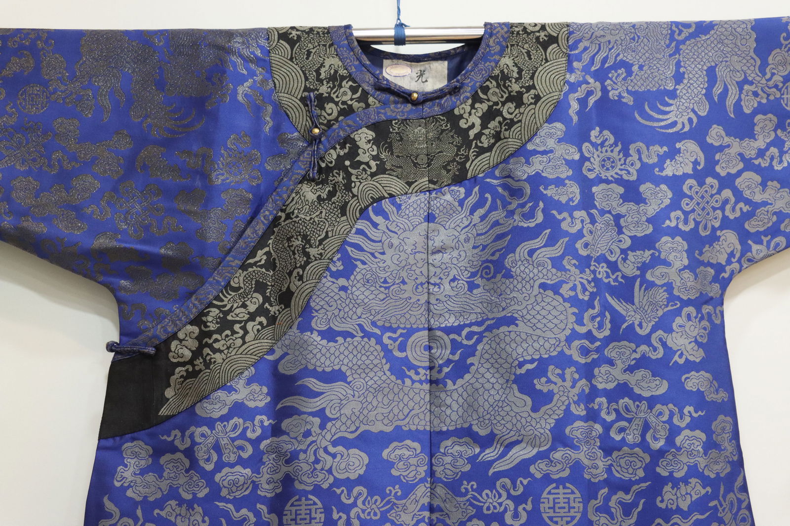 Silk Embroidery Dragon and Cloud Phoenix Pattern Dragon Robe - 7