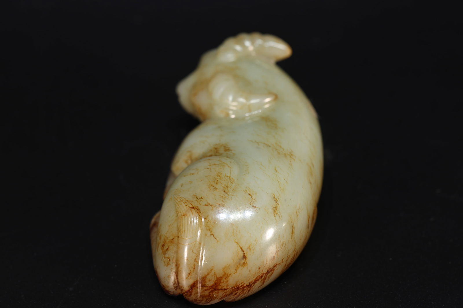 Jade Carved Ox Shape Ornament - 3