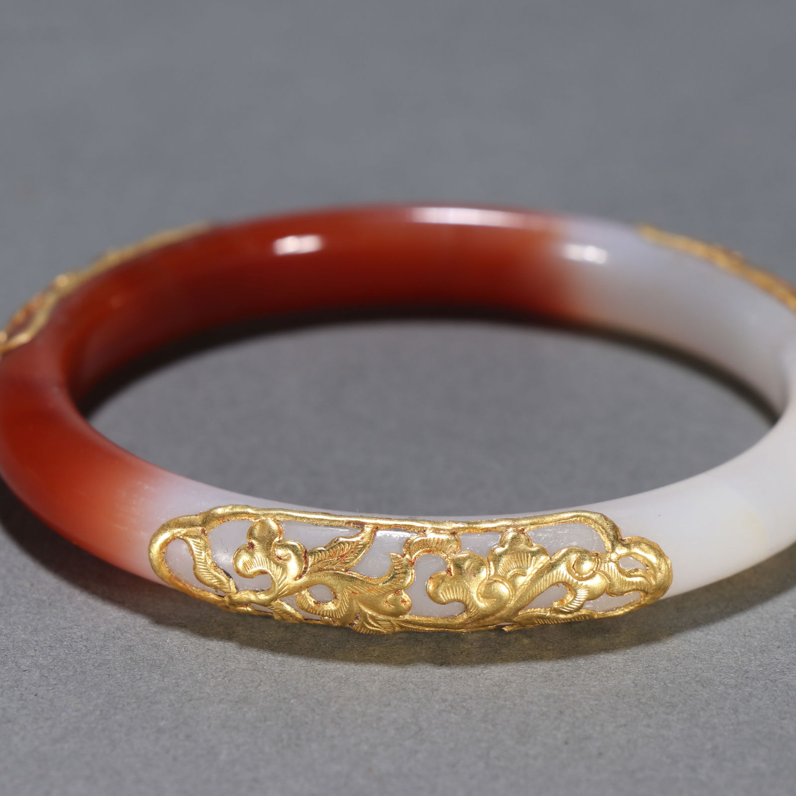 Agate Inlaid Gilt Silver Carved Flower Pattern Bangle - 2