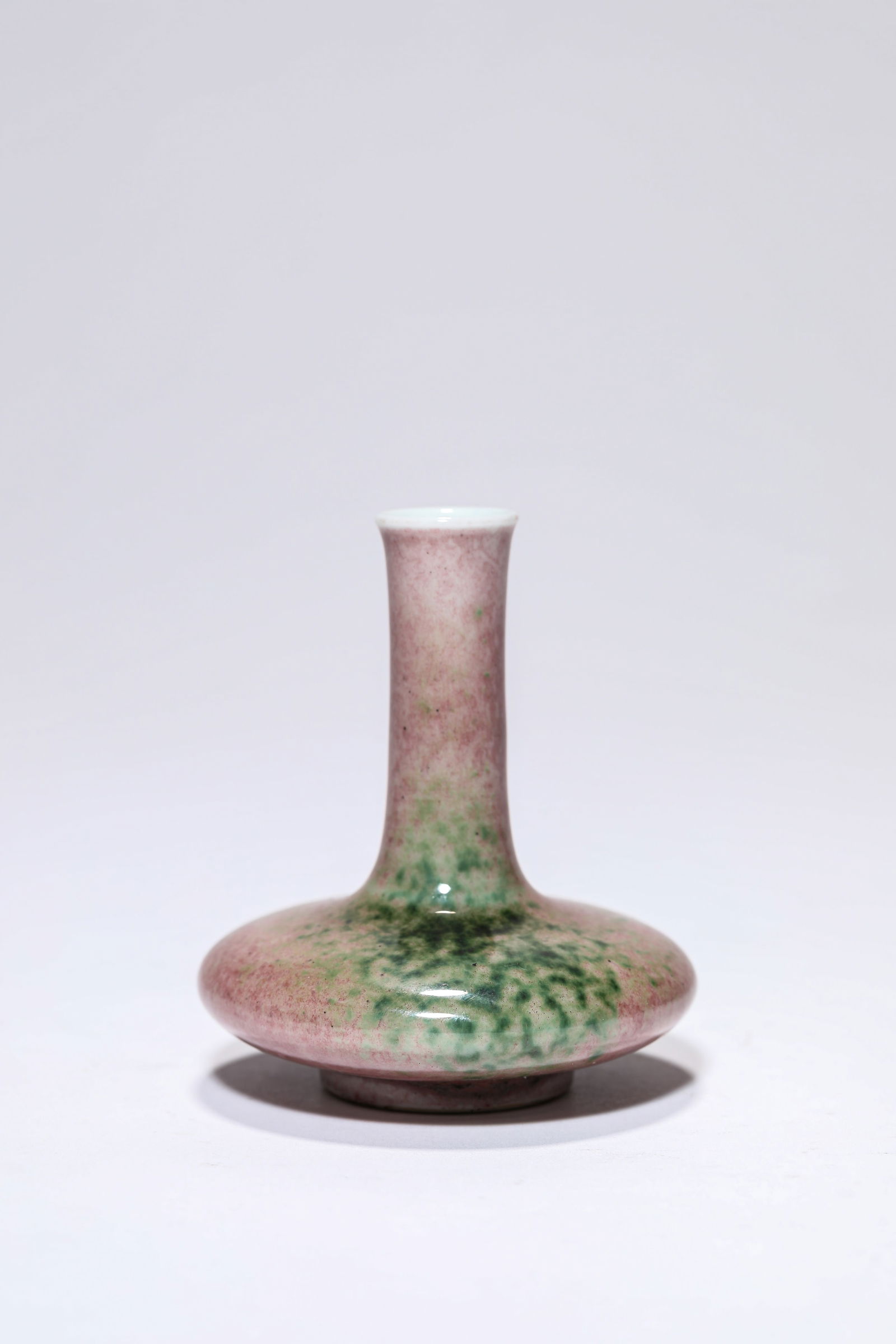 A Peachbloom-Glazed Vase - 3