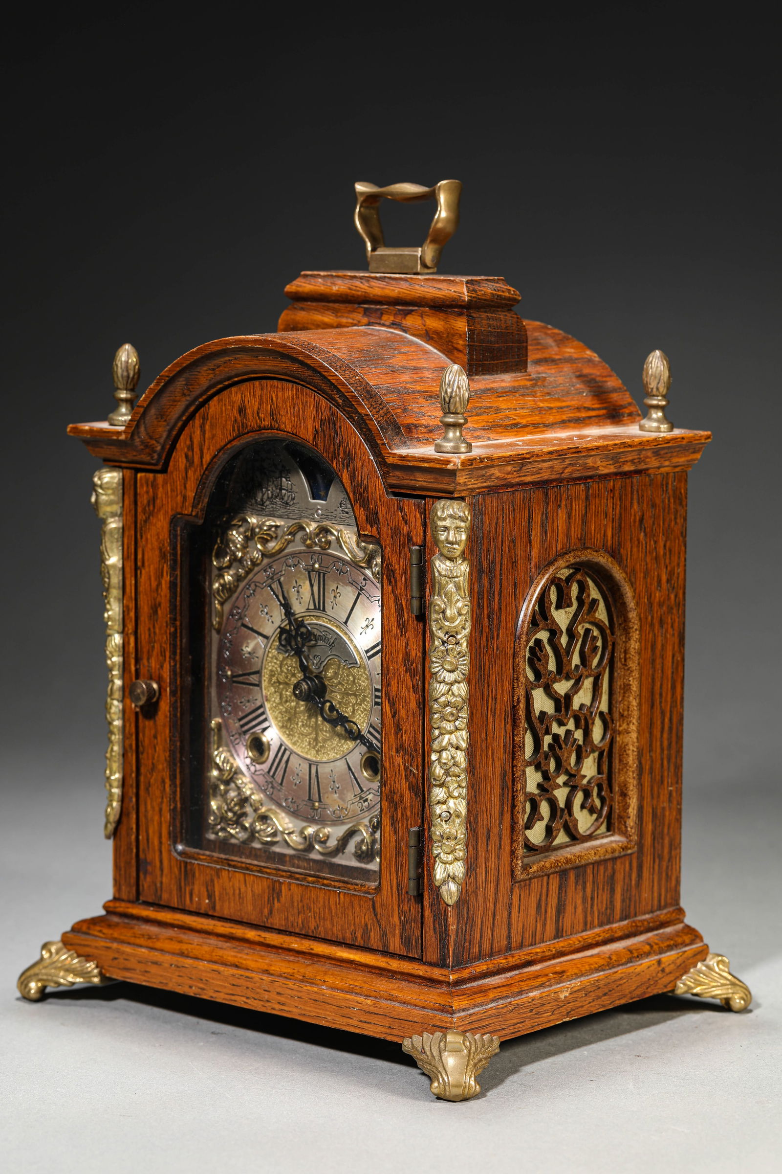 A Western Mantel Clock - 4