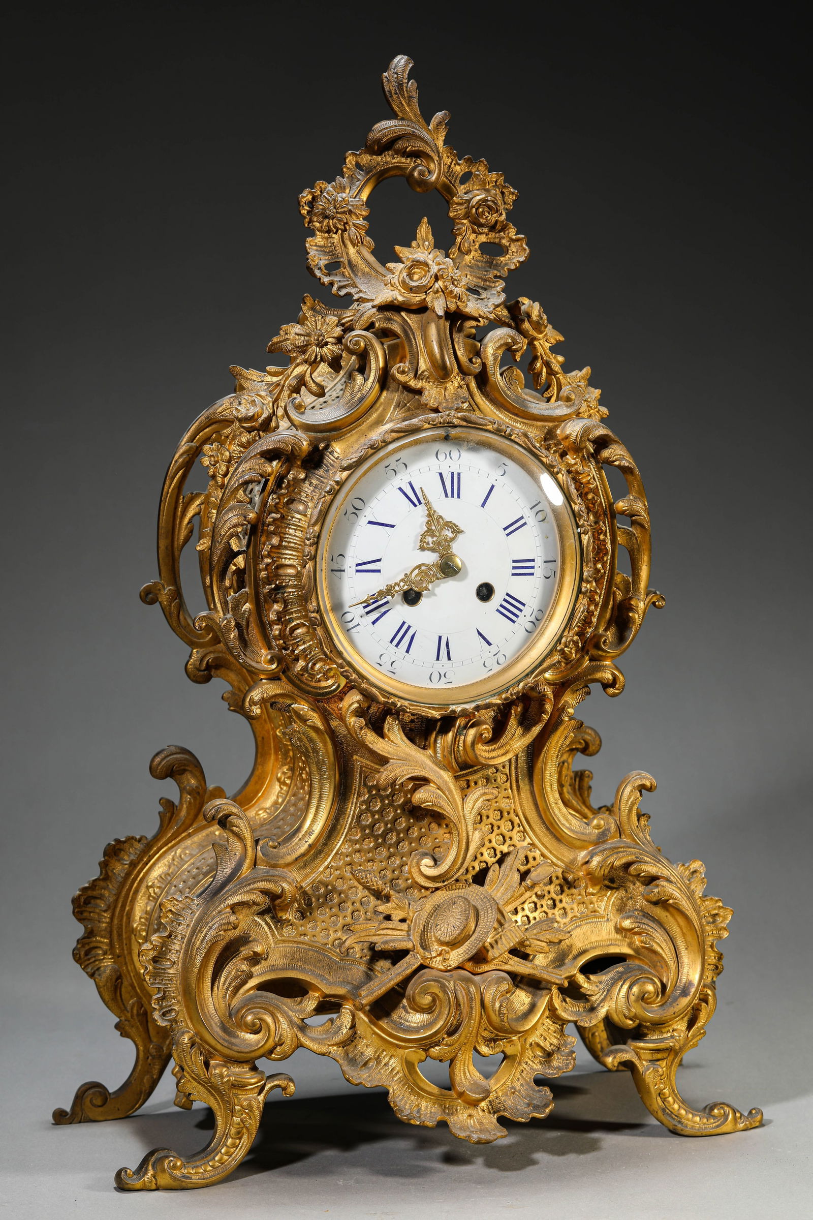 A Gilt-Bronze Western Clock - 6
