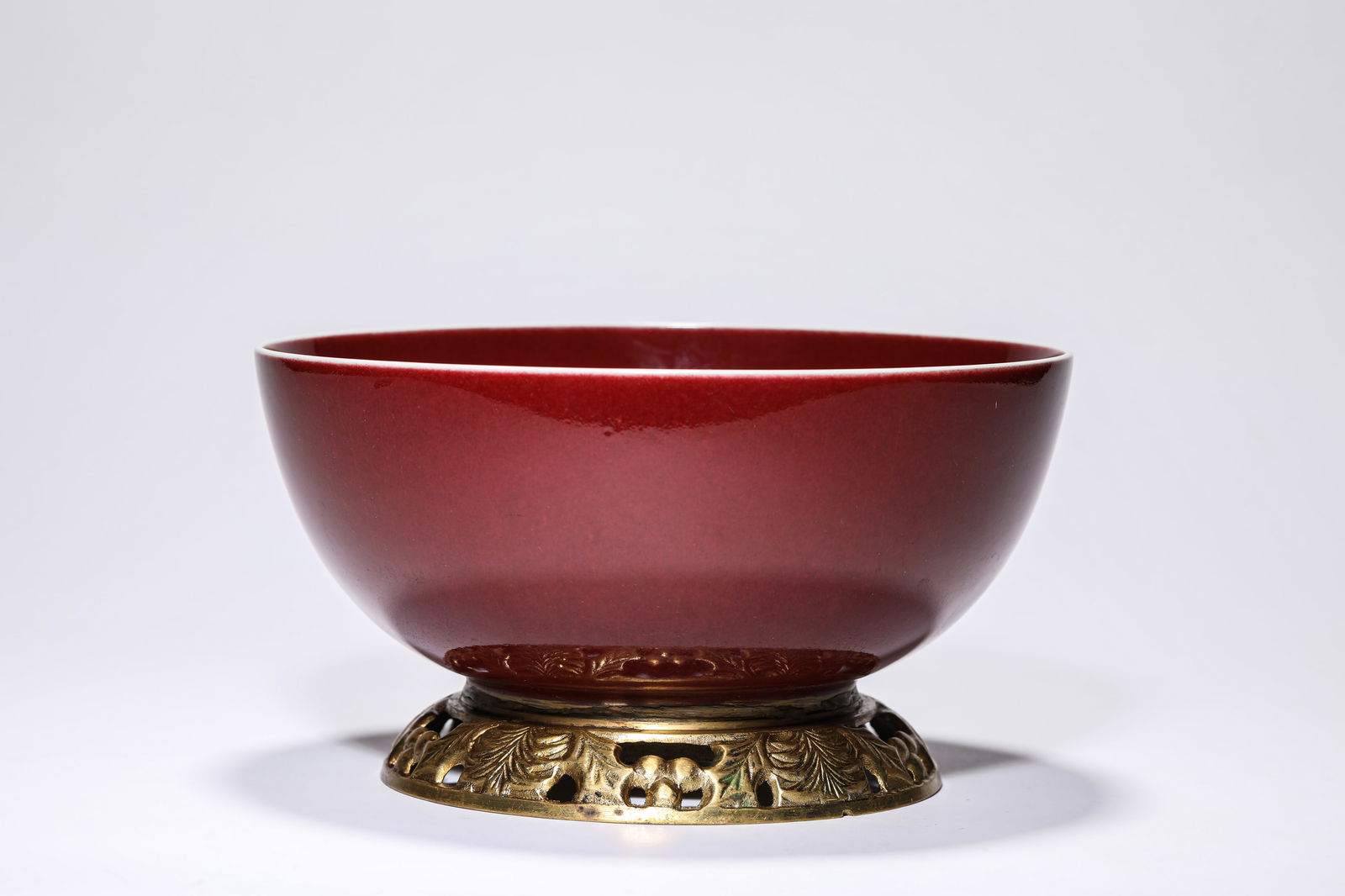 A Red-Glazed Bowl: A Red-Glazed Bowl (22.7 x 12.4cm)