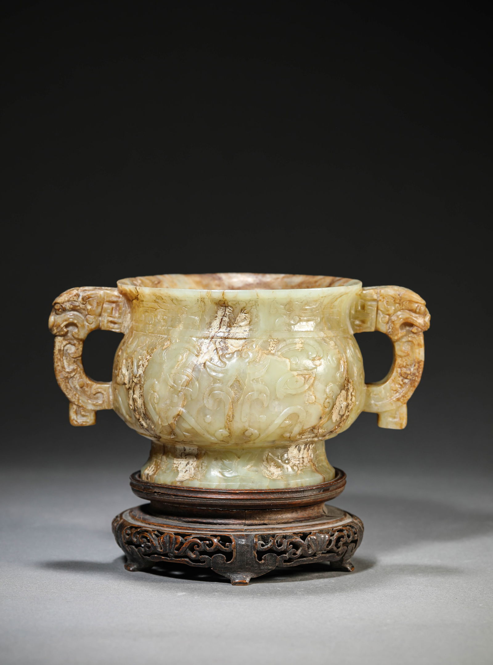 A Jade Censer: A Jade Censer (16.4 x 11 x 8.8cm)