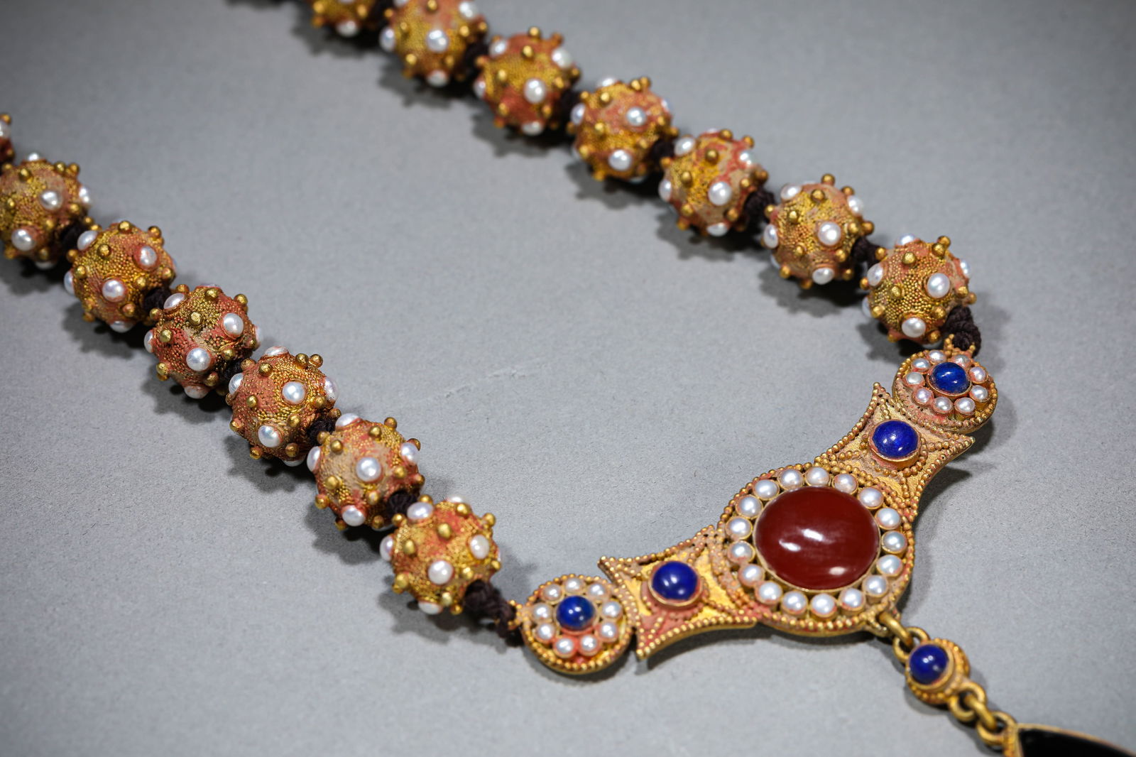 A Gilt-Silver and Gem-Set Necklace - 5