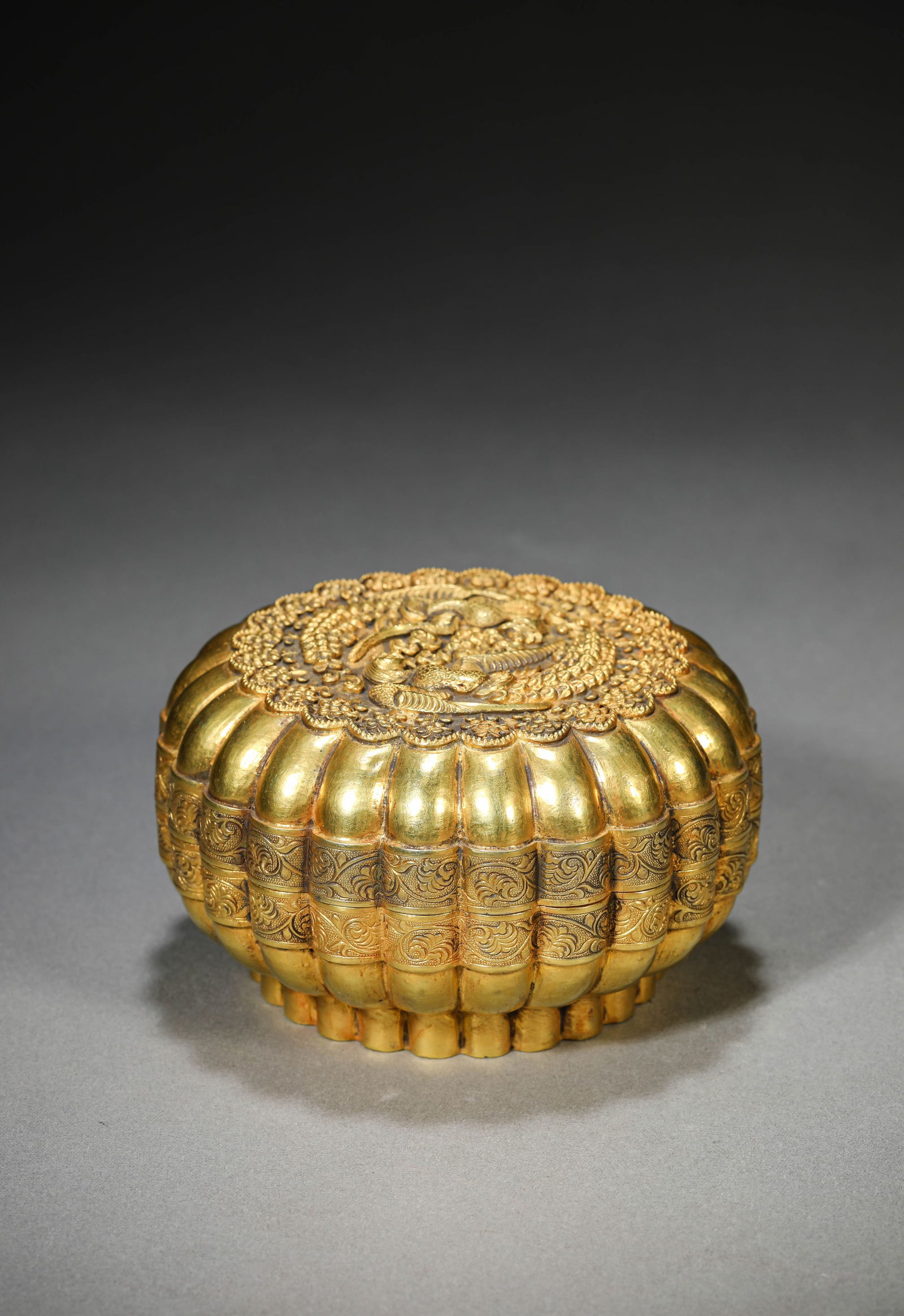 A Gilt-Silver ‘Phoenix’ Covered Box - 4