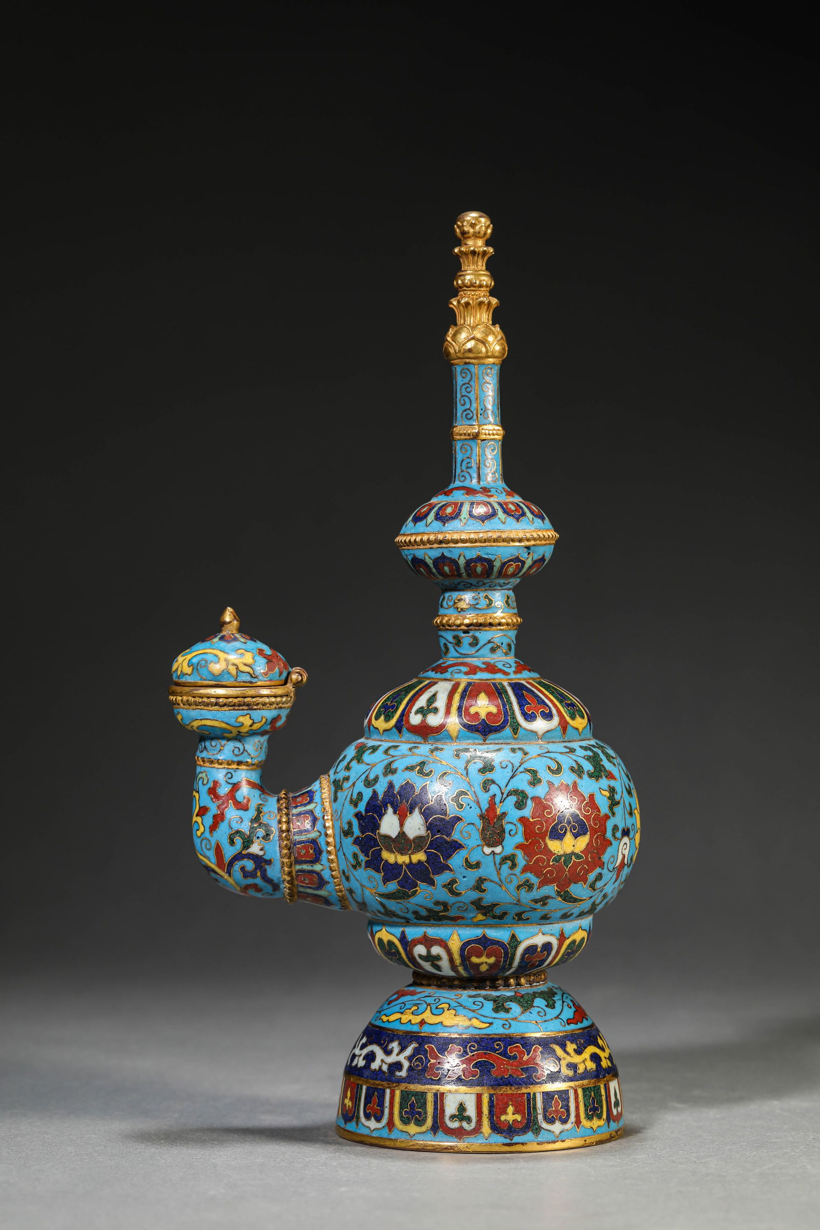 A Cloisonné Enamel ‘Interlocking Lotus’ ‘Bumpa’ Vessel: A Cloisonné Enamel ‘Interlocking Lotus’ ‘Bumpa’ Vessel (12 x 8.3 x 23.6cm,Weight 668g)