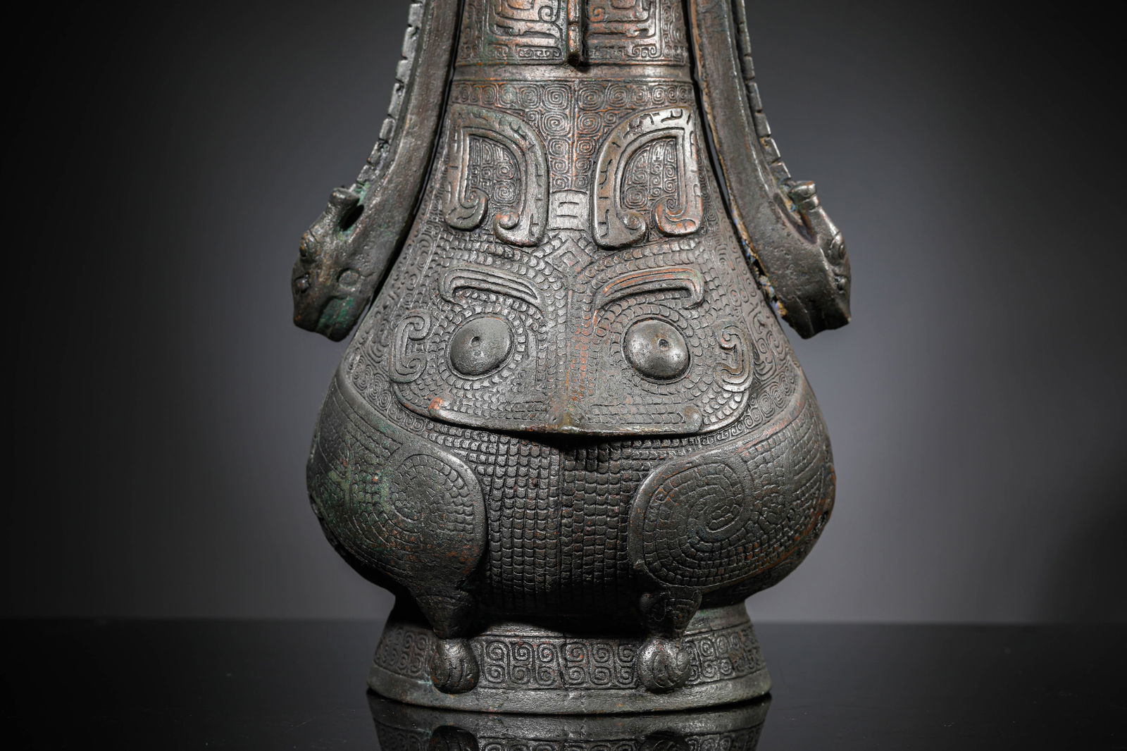 A Bronze 'Bei Dan' Hu - 2