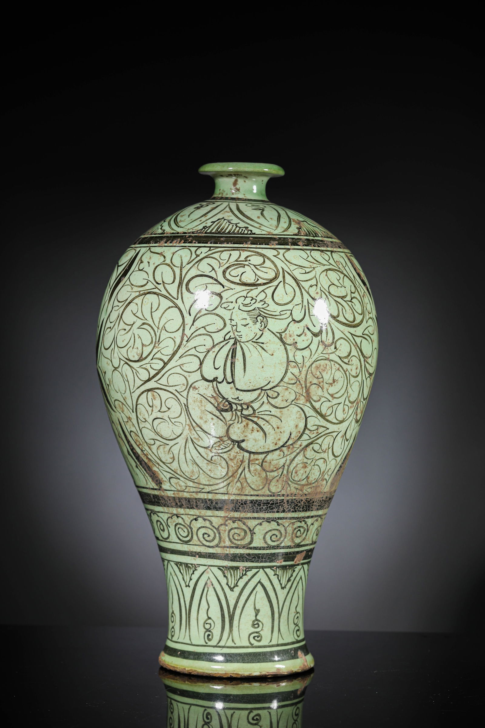 A Cizhou-Type Green-Glazed Meiping: A Cizhou-Type Green-Glazed Meiping (17.5 x 32.8cm)