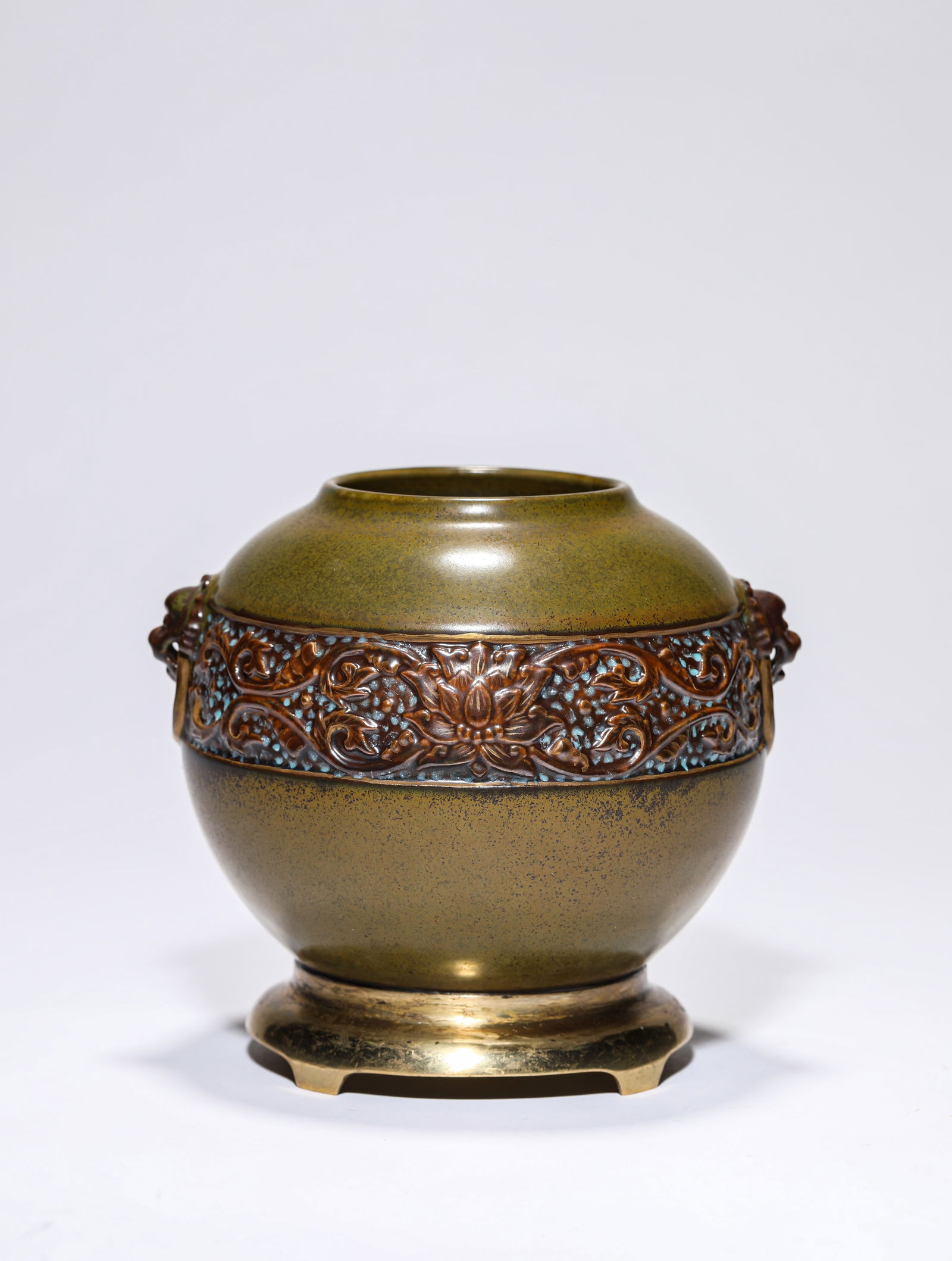 A Tea-Dust-Glazed Jar