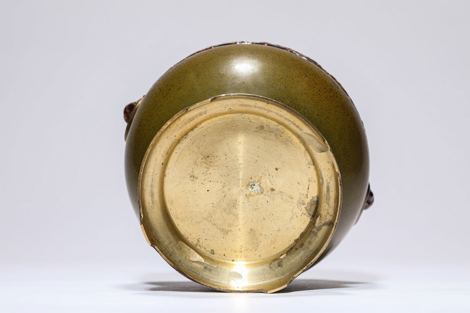A Tea-Dust-Glazed Jar - 7