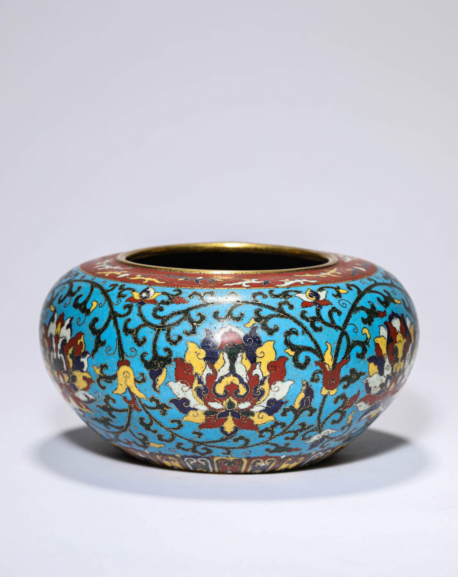 A Cloisonné Enamel ‘Interlocking Lotus’ Bowl (1 of 6)