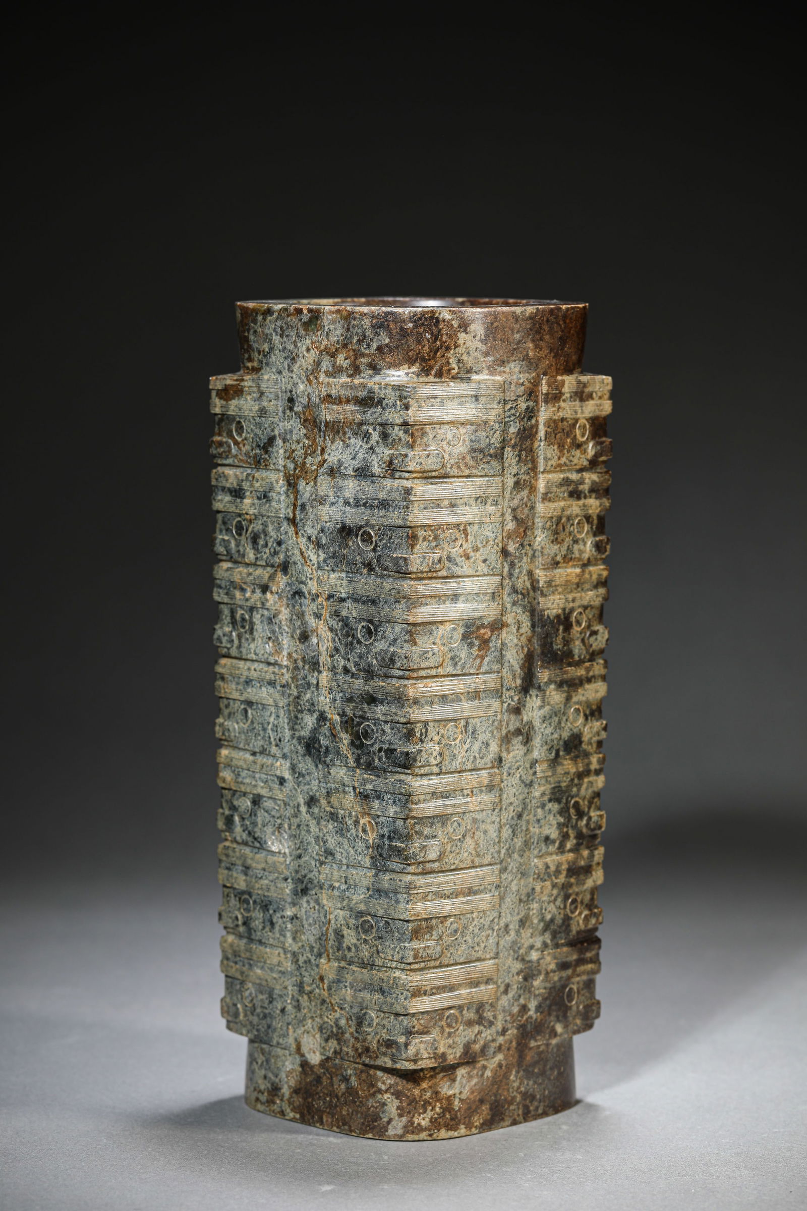 A Jade Cong: A Jade Cong (7.8 x 20.9cm)