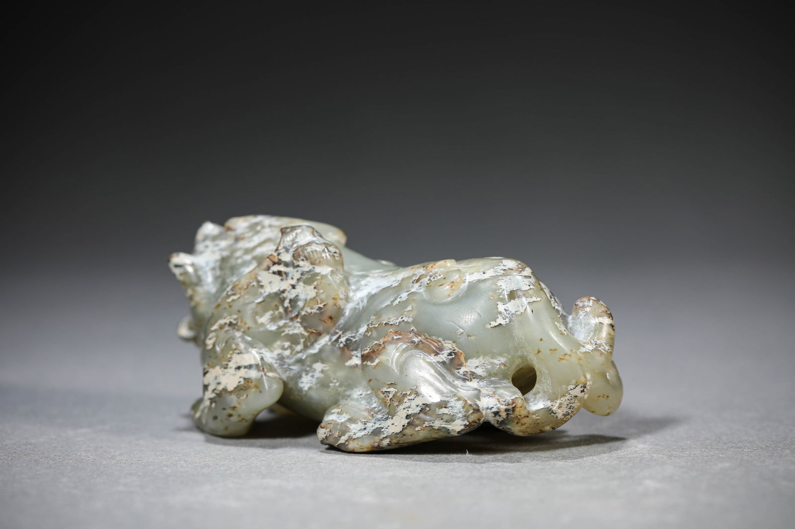 A Jade ‘Auspicious Beast’ Ornament - 5