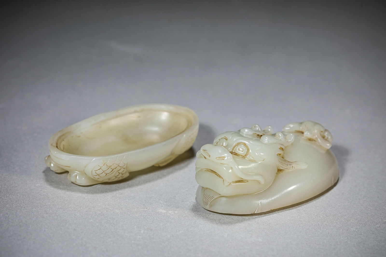 A Jade ‘Kylin’ Covered Box - 5