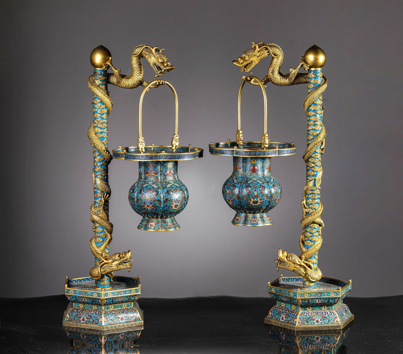 A Pair of Cloisonné Enamel Hanging Baskets: A Pair of Cloisonné Enamel Hanging Baskets (32 x 17.5 x 57.5cm,Weight 15.15kg)
