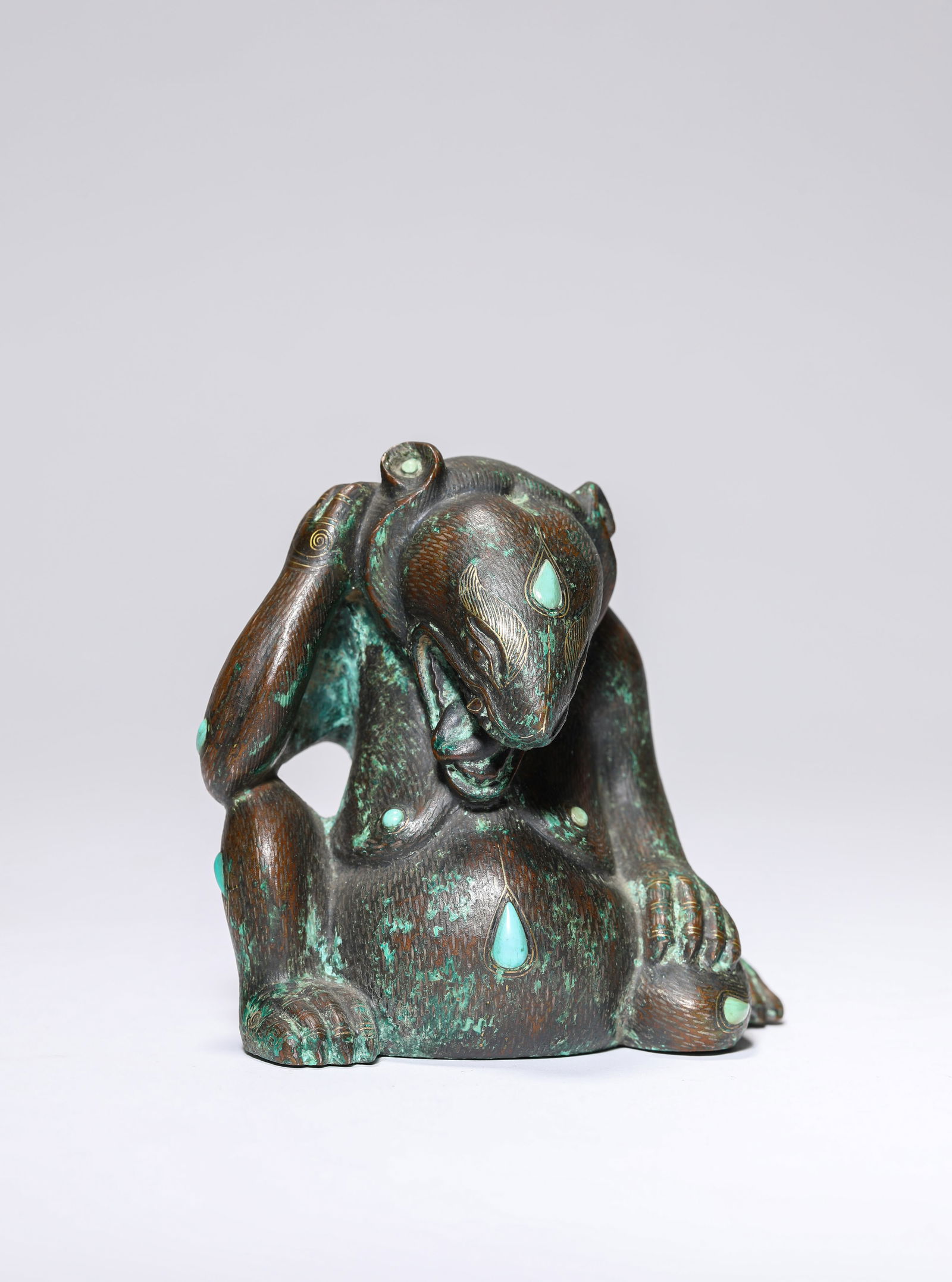 A Turquoise-Inlaid Bronze Bear (1 of 6)