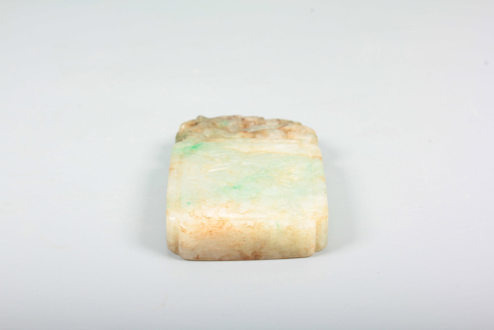 A JADEITE DRAGON PATTERN PLAQUE - 9