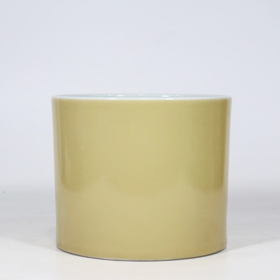 A BEIGE-GLAZED BRUSHPOT - 2