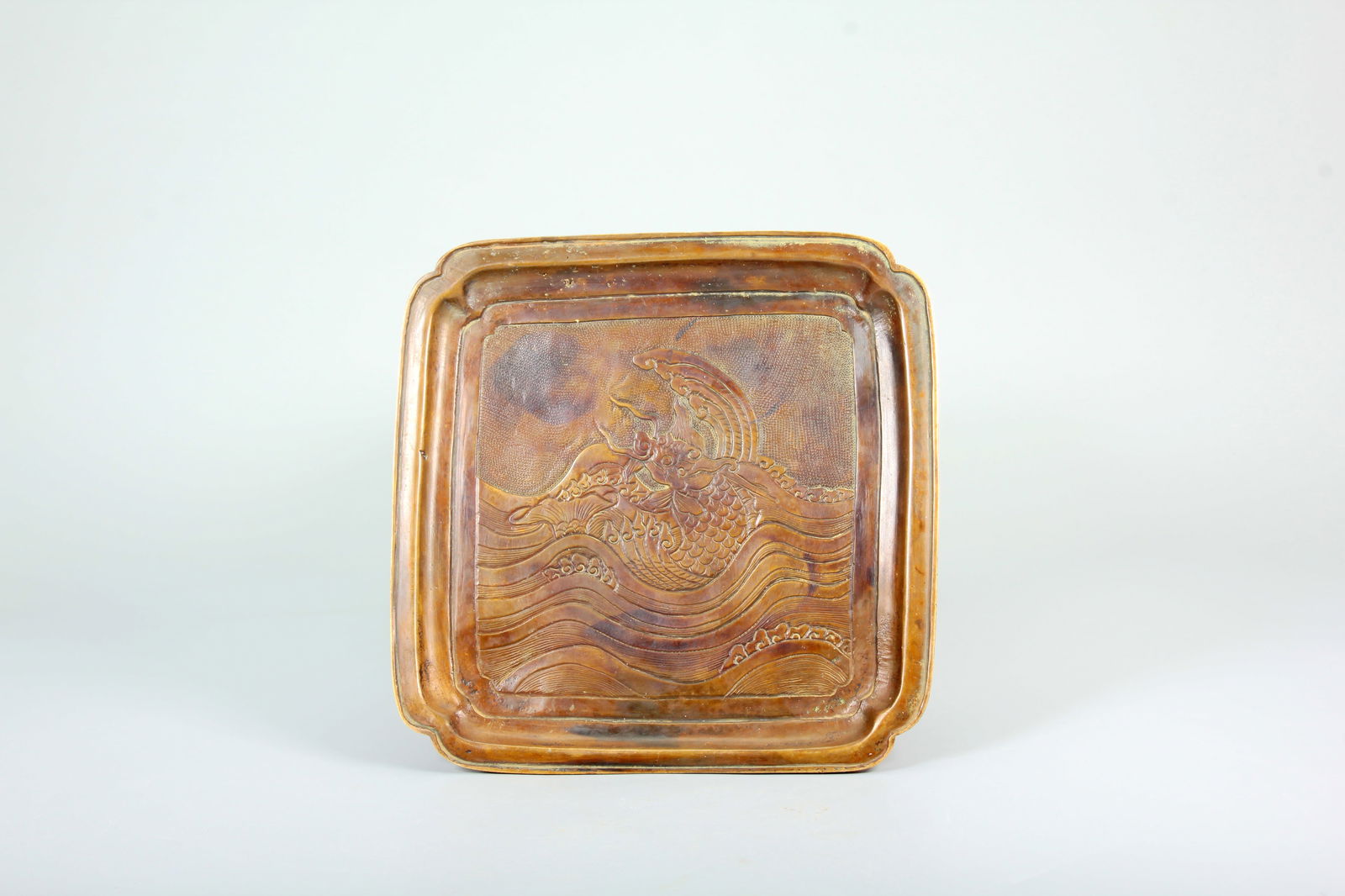 A DOUBLE DRAGON MARK COPPER CHI WEN PATTERN INCENSE TRAY - 2