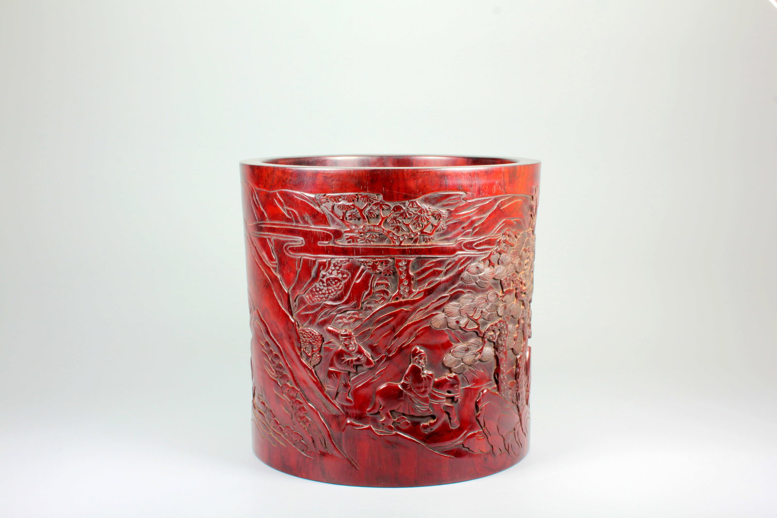 A ZITAN FIGURE STORY BRUSH POT: A ZITAN FIGURE STORY BRUSH POT H:19.5CM,D:20CM