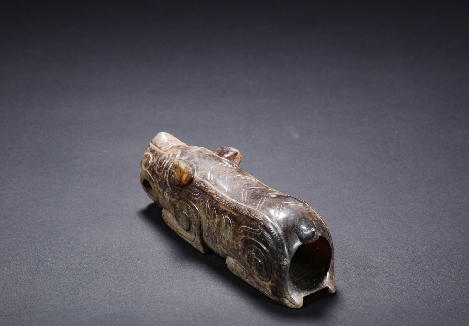 A THROUGH HOLE JADE PIG - 3