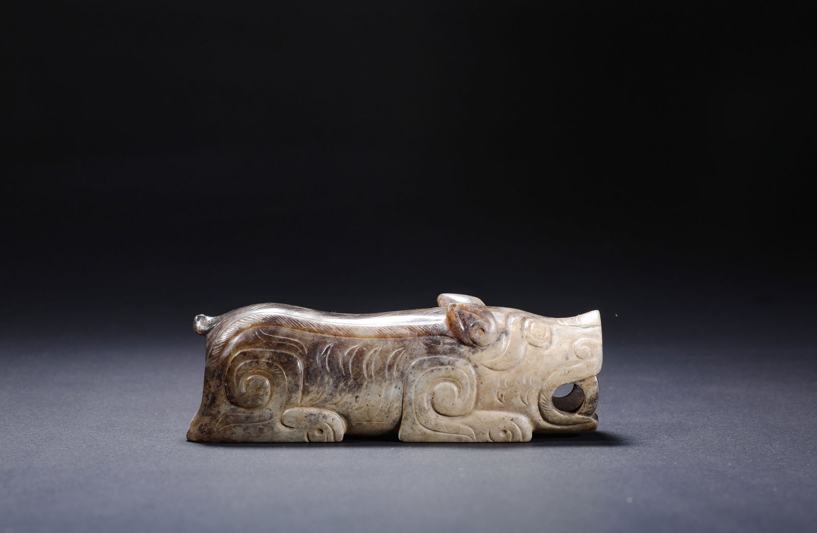 A THROUGH HOLE JADE PIG - 4