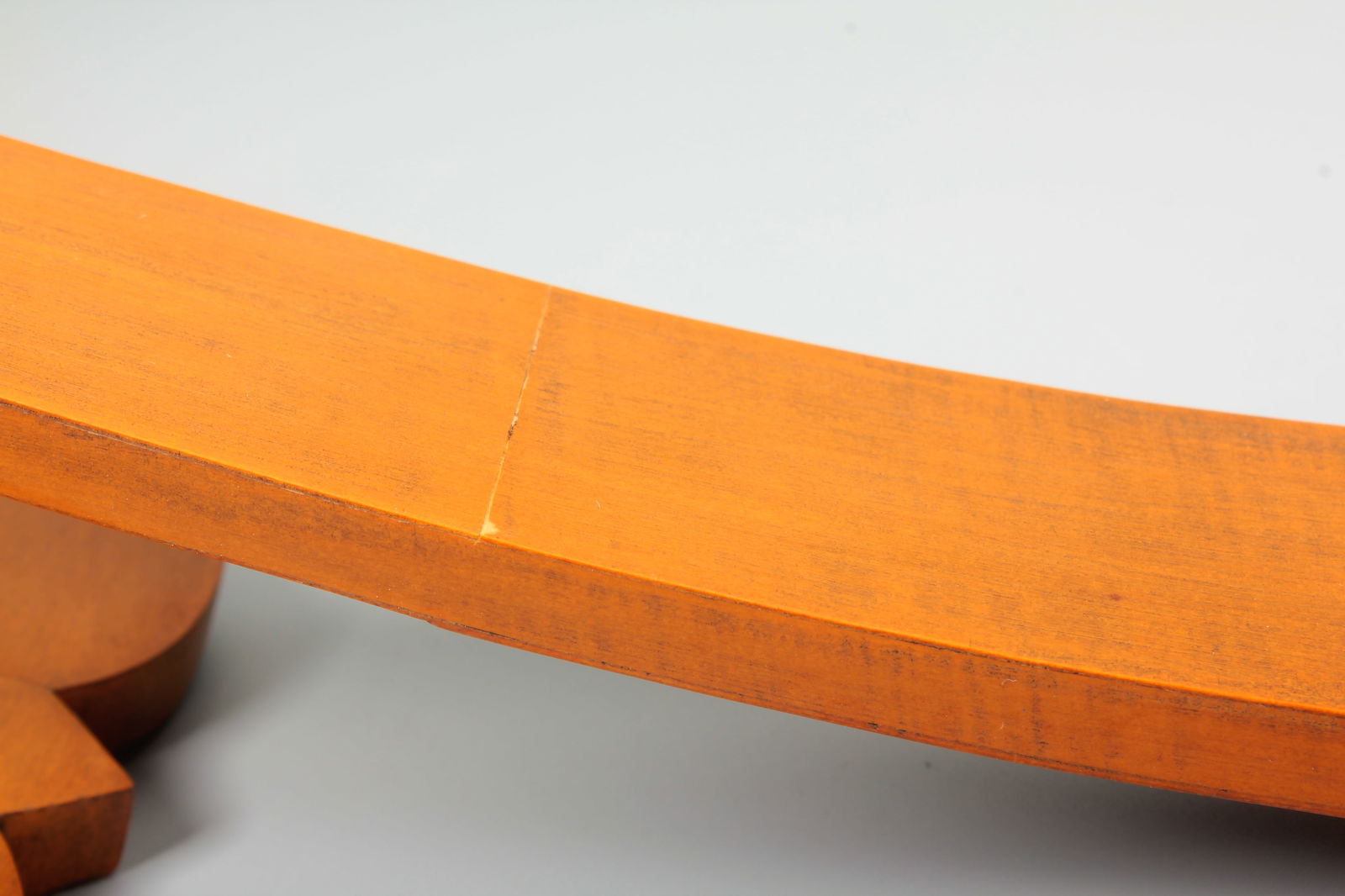 A BAMBOO SHEATH LONGEVITY PATTERN RUYI DISPLAY ITEM - 10