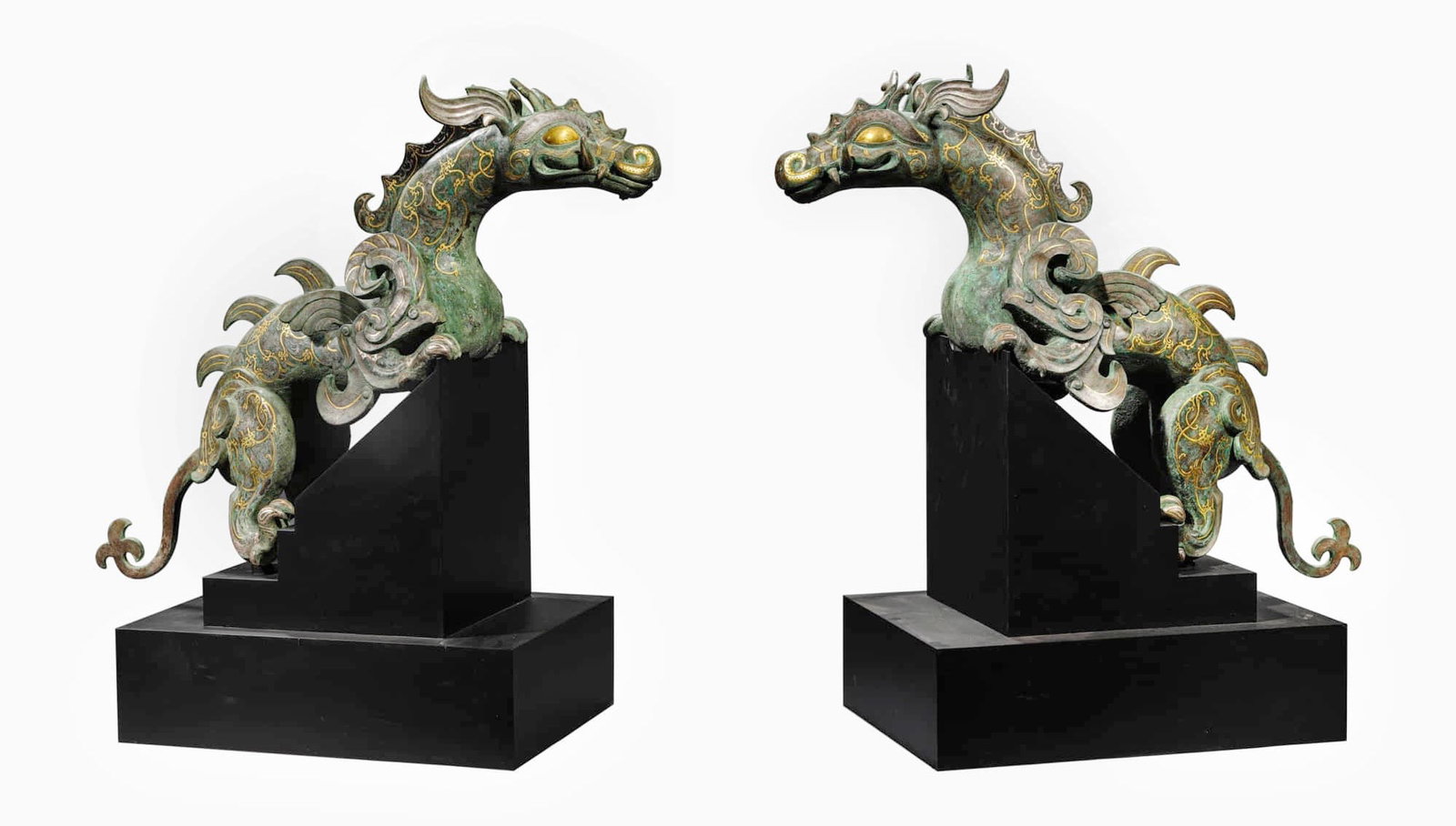 A GOLD AND SILVER INLAY DRAGON (1 of 11)