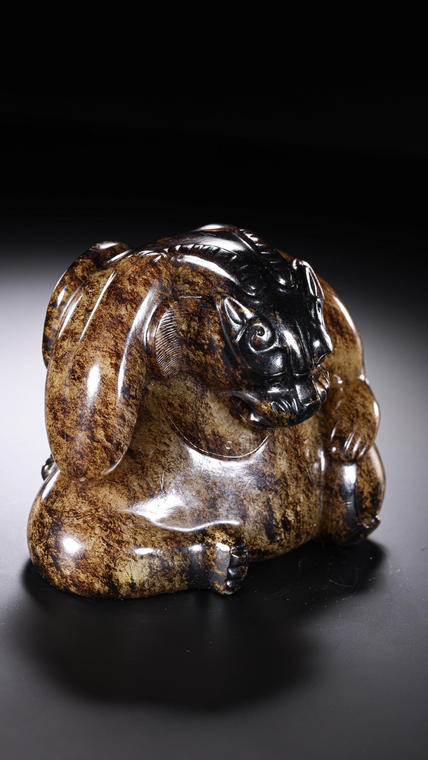 Jade Carved Beast Shape Ornament - 6