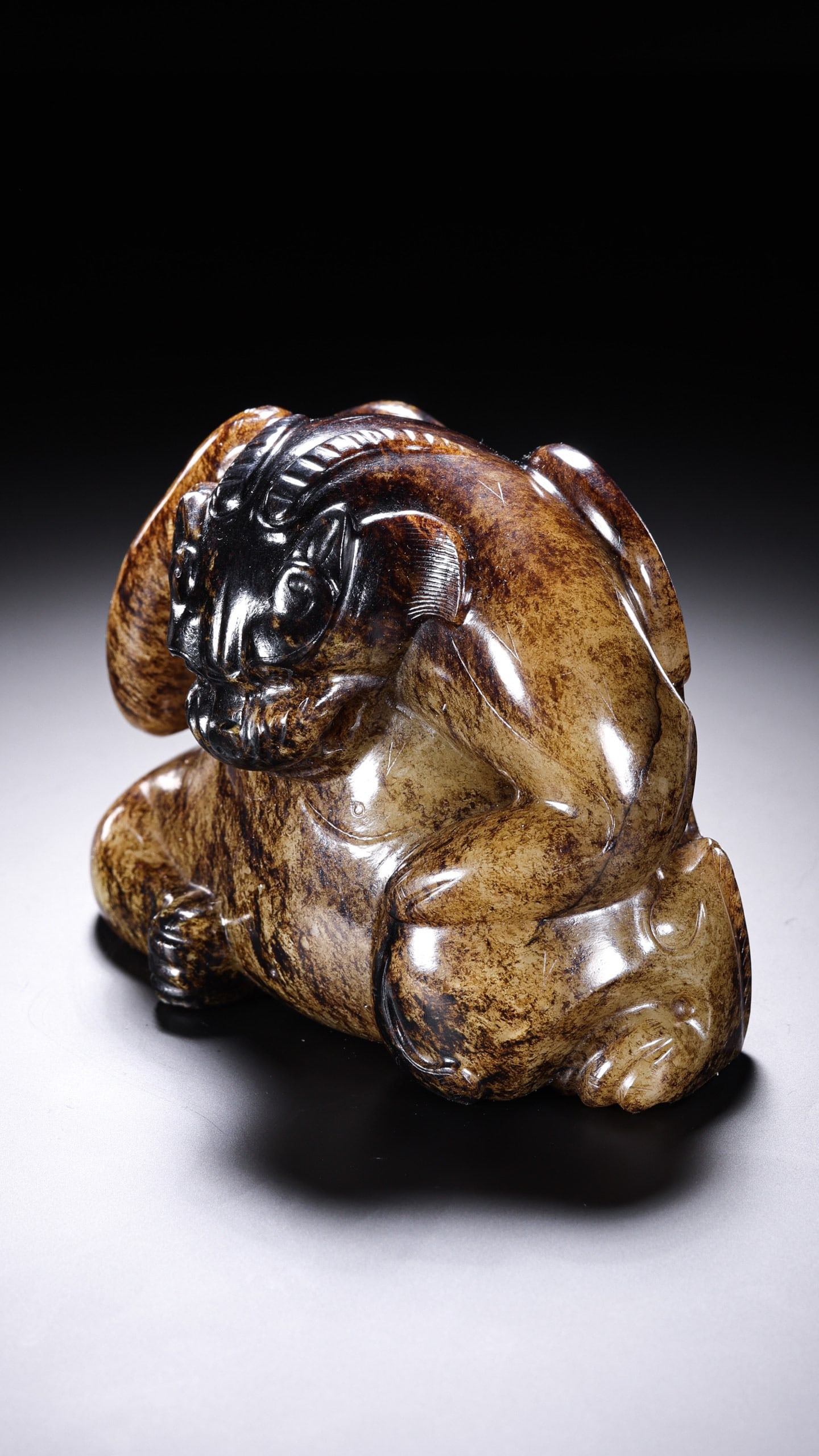 Jade Carved Beast Shape Ornament - 9