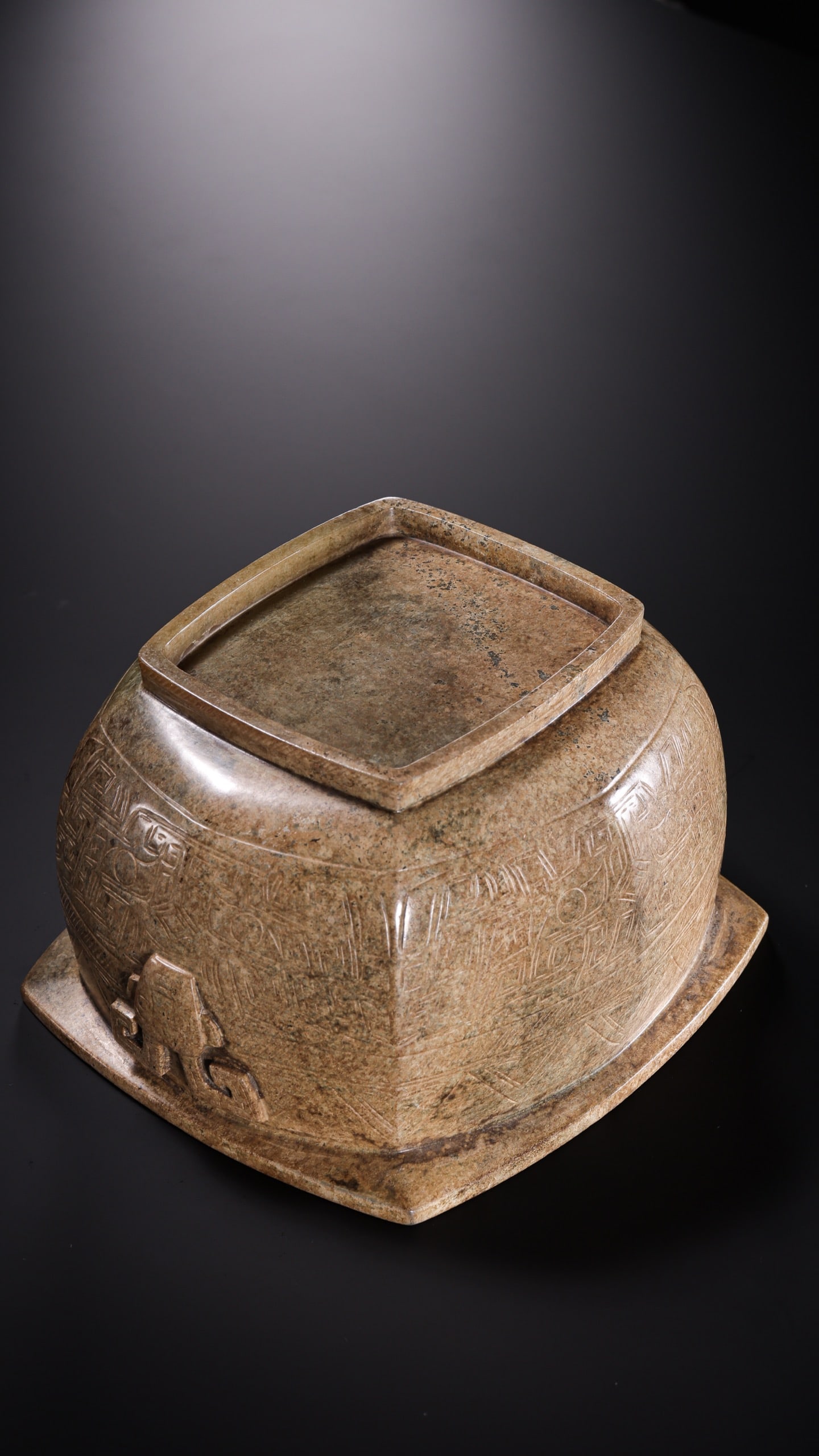 Jade Carved Beast Face Pattern Pot - 11