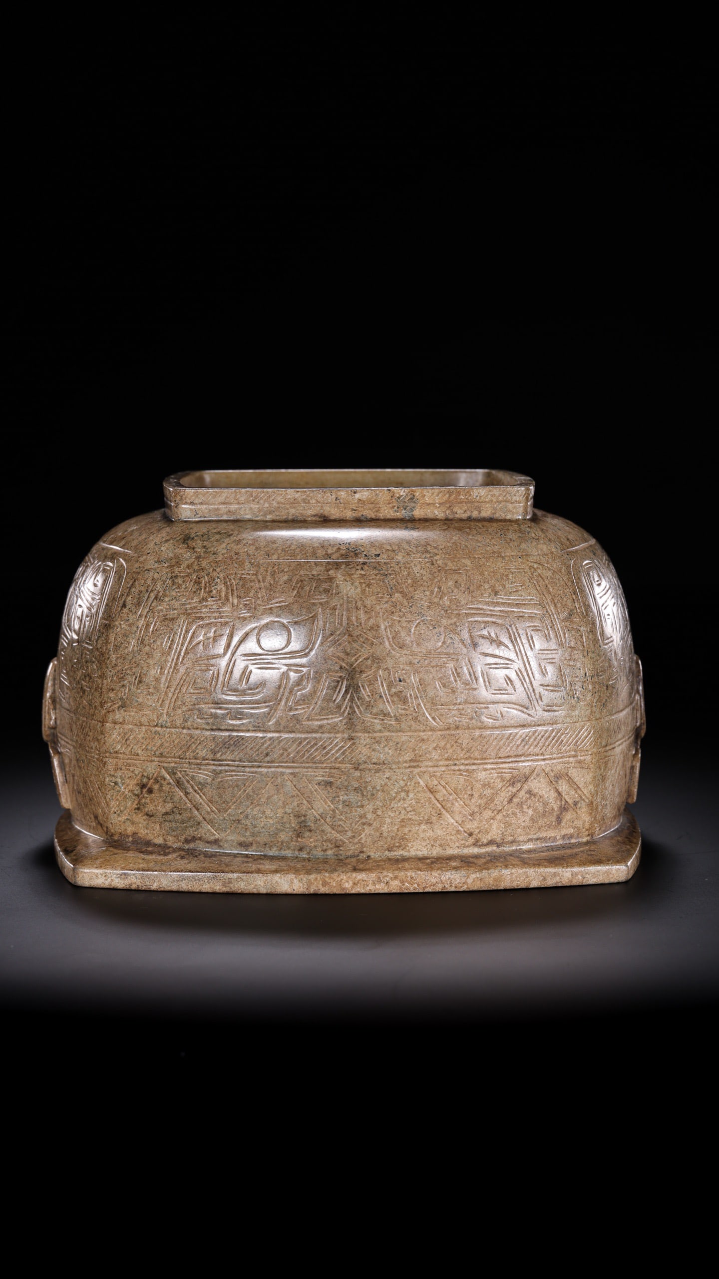Jade Carved Beast Face Pattern Pot - 2
