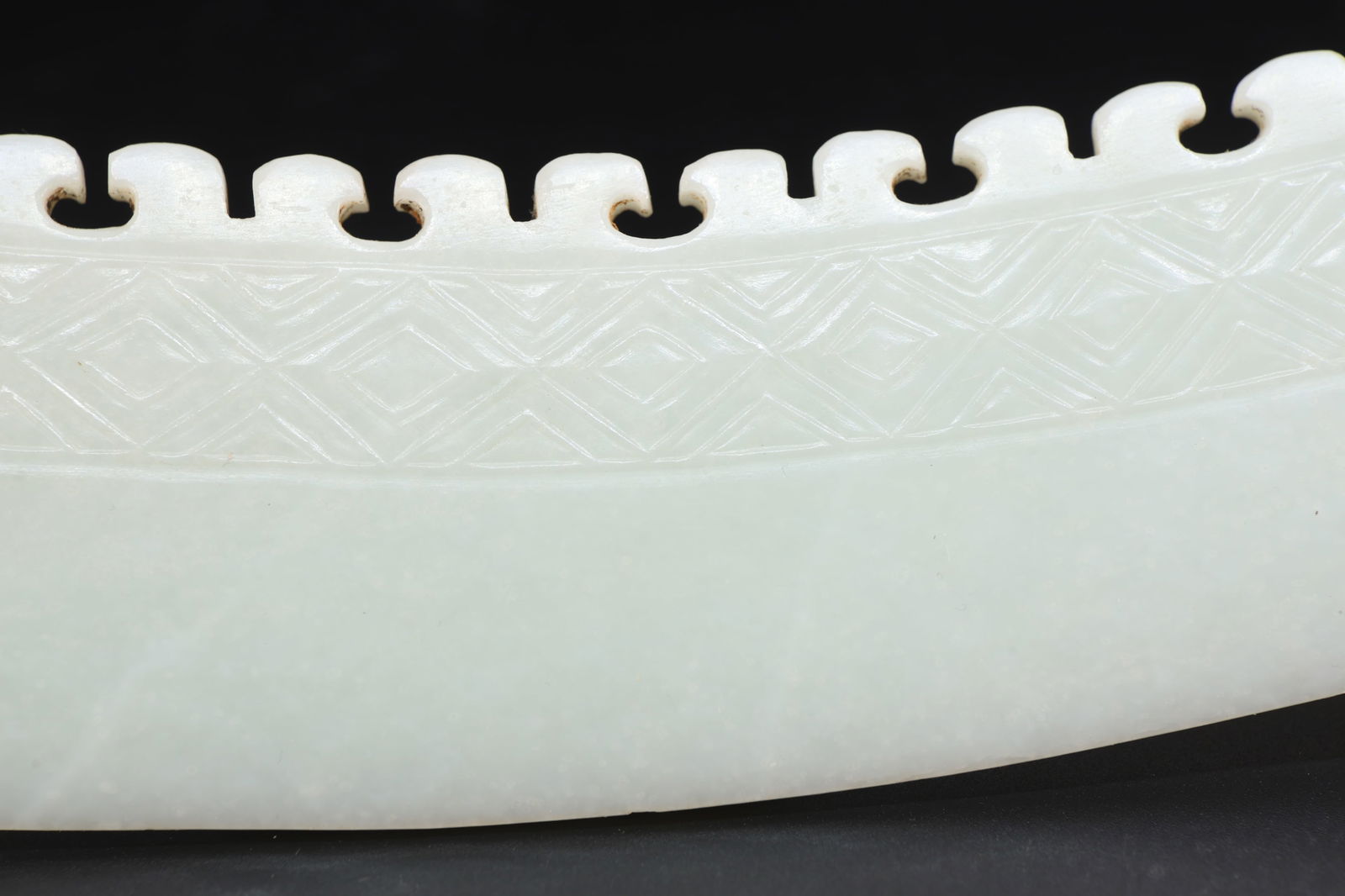 Jade Carved Cloud Pattern Broadsword - 7