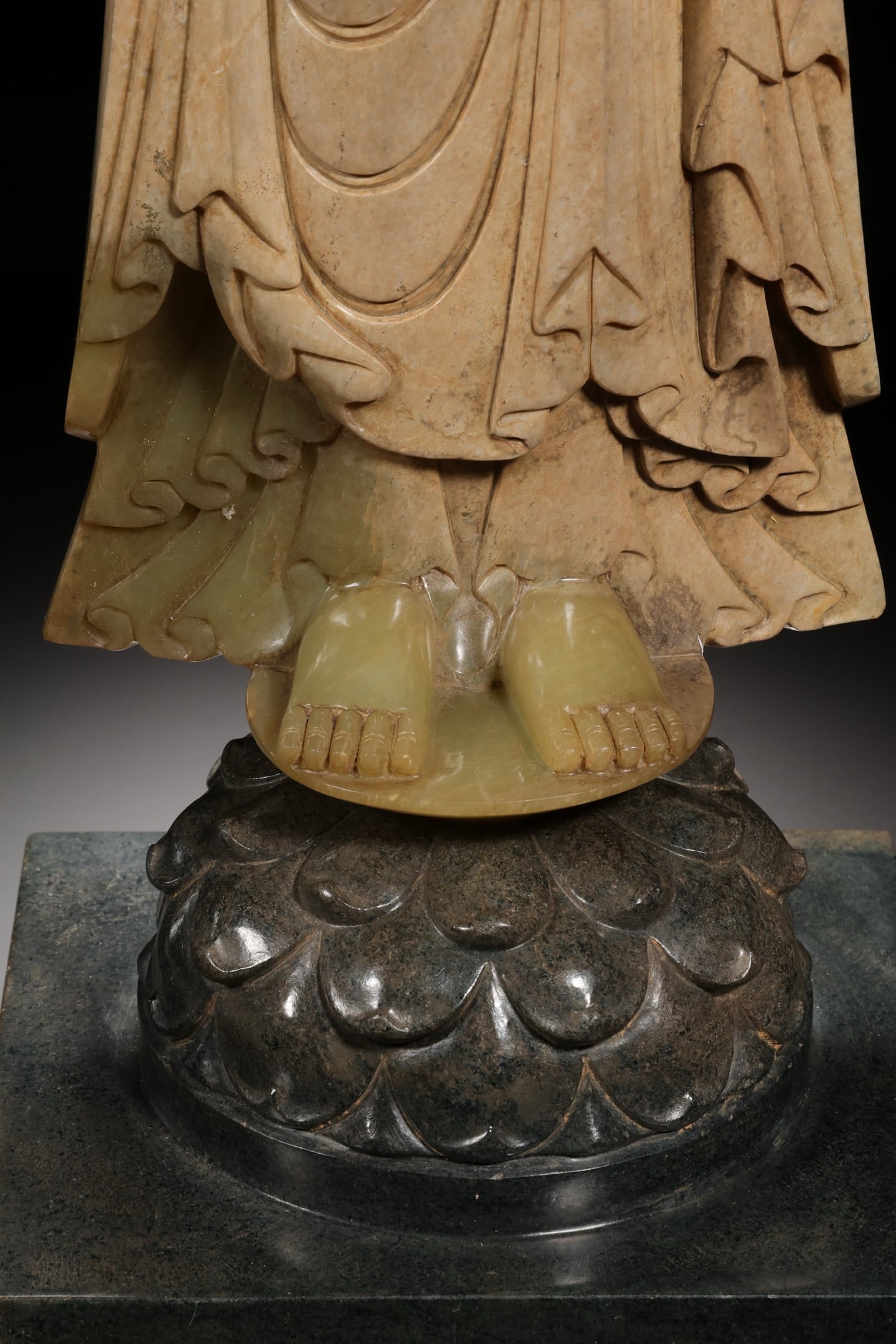Jade GuanYin Figure - 15